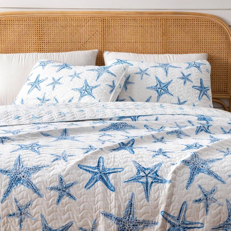 FreshFolds Trinidad 3pc. Reversible Blue Starfish Quilt Set