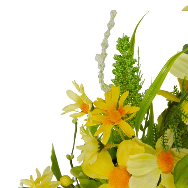 Northlight Seasonal Artificial Daisy & Berry Spring Wreath