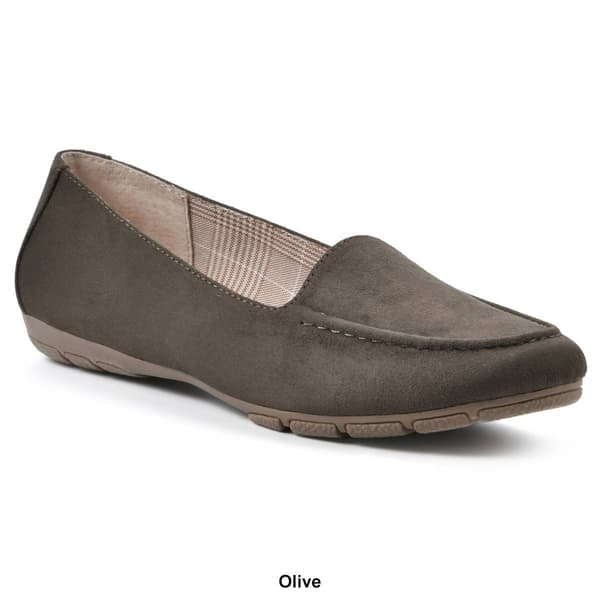 Womens Cliffs by White Mountain Gracefully Loafers