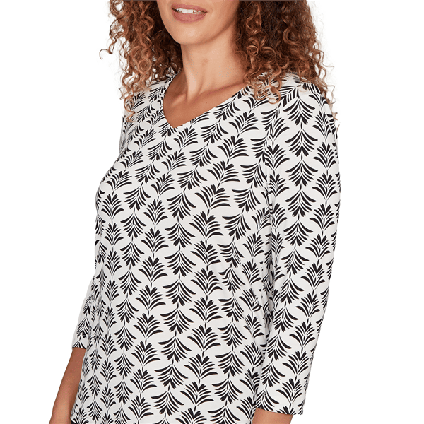 Womens Emaline Key Items 3/4 Sleeve Boat Neck Geometric Tee