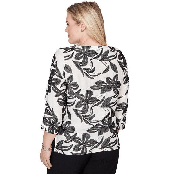Petite Alfred Dunner Crowd Pleaser Floral Embroidery Blouse