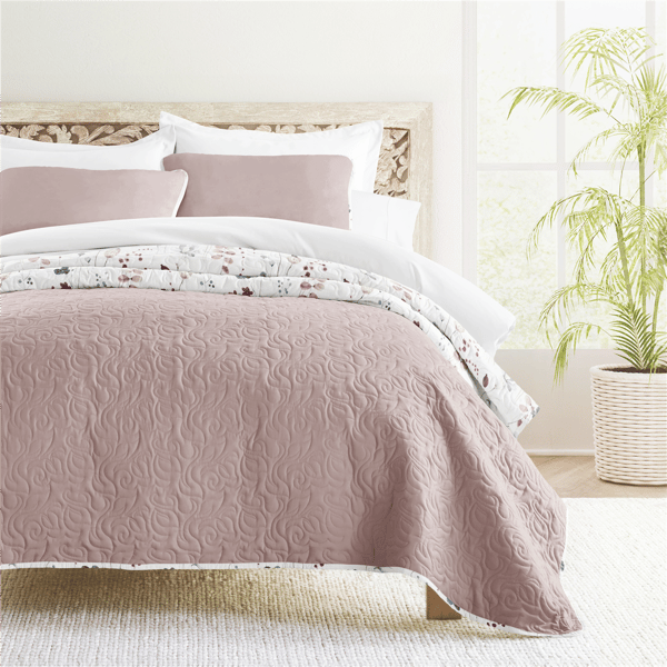 Soft Essentials Ultra Soft Poppy Bloom Reversible Quilt Set