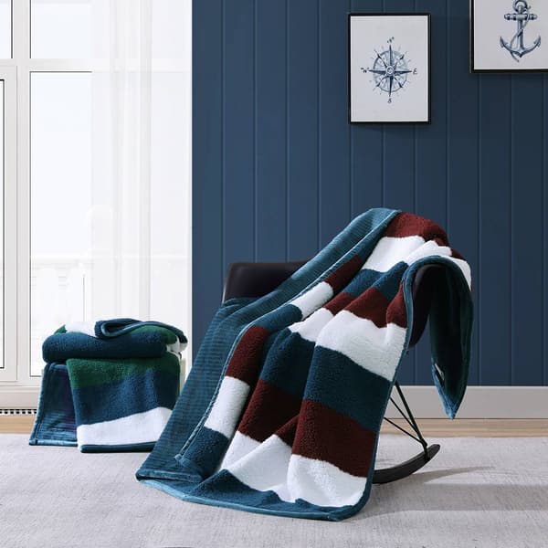 Nautica Wilton Reversible Sherpa Throw