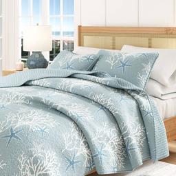 FreshFolds Fenwick 3pc. Reversible Coral Quilt Set