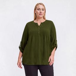 Plus Size Notations 3/4 Sleeve Solid Hacci Pintuck Blouse