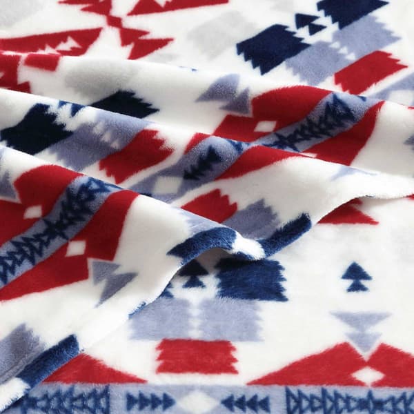 Wrangler Nolan Soft Plush Throw