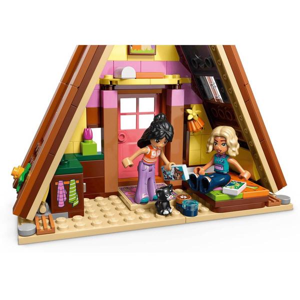 LEGO® Friends Nature Glamping Cabin