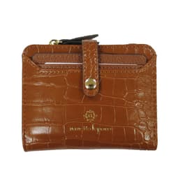 New Arrivals: Handbags & Wallets