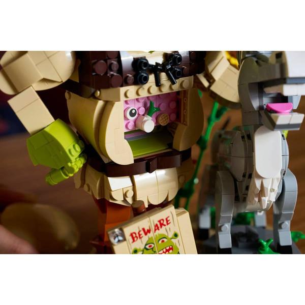 LEGO® Shrek, Donkey & Puss in Boots