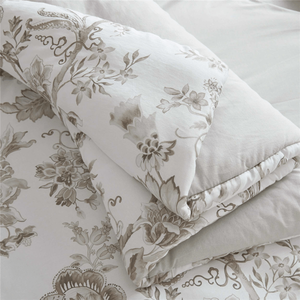 Martha Stewart Avery Floral Duvet Set