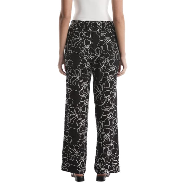Petite Rafaella® Hibiscus Floral Embroidery Pull On Pants