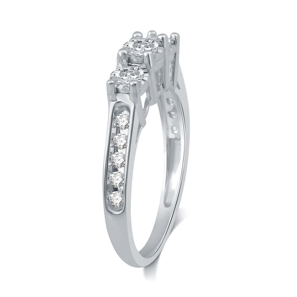 Nova Star™ 1/2ctw. Lab Grown Diamond 10kt. White Gold Ring