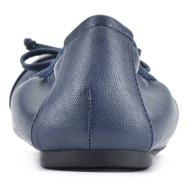 Womens White Mountain Sunnyside II Smooth Flats - Wide