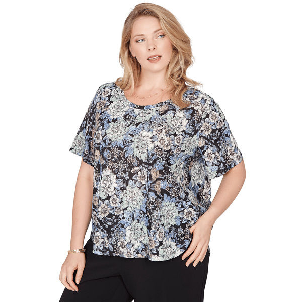Plus Size Emaline Key Items Short Sleeve Round Neck Floral Tee