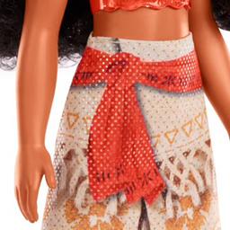 Disney Princess Moana Doll With Sparkling Fashion & Accessories