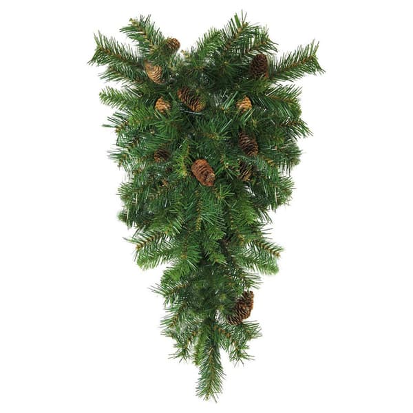 Northlight Seasonal 42in. Dakota Red Pine Teardrop Swag