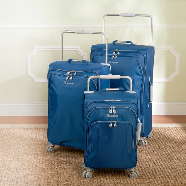 IT Luggage World's Lightest Luggage Collection