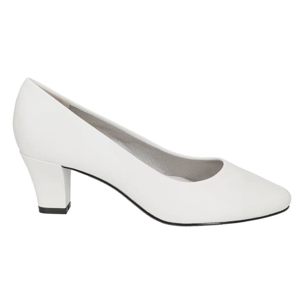 Womens Easy Street Ballari Round Toe Pumps