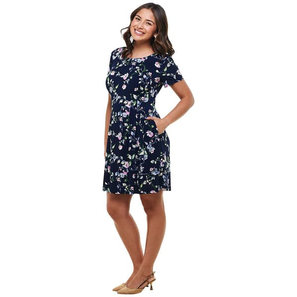 Petite Connected Apparel Short Sleeve Floral Shift Dress