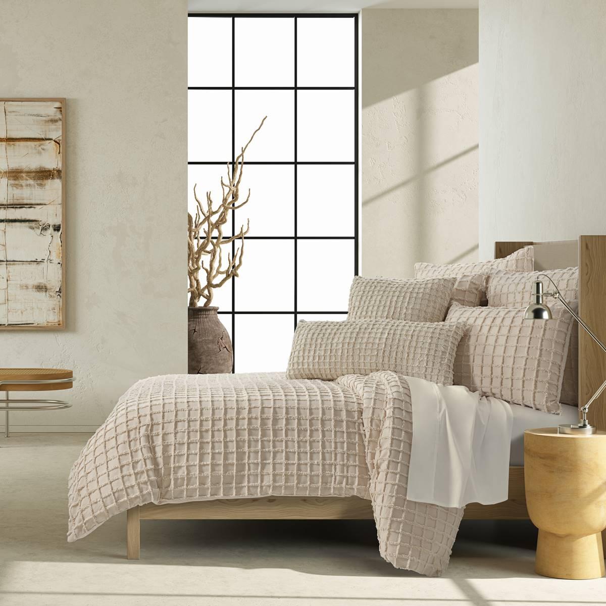 J. Queen Modern Cameron Duvet Cover Set
