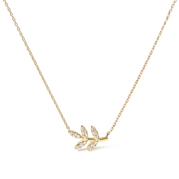 Haus of Brilliance 10kt. Gold 1/10ctw. Diamond Leaf Pendant