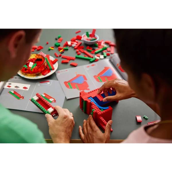 LEGO&#174; Art LOVE Building Kit