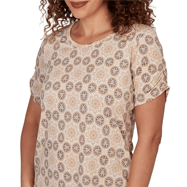 Womens Emaline Verde Grove II Short Ruch Sleeve Medallion Tee