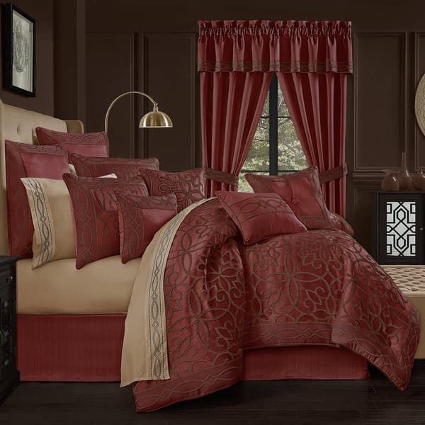 Five Queens Court Chianti 4pc. Queen Comforter Set - image 