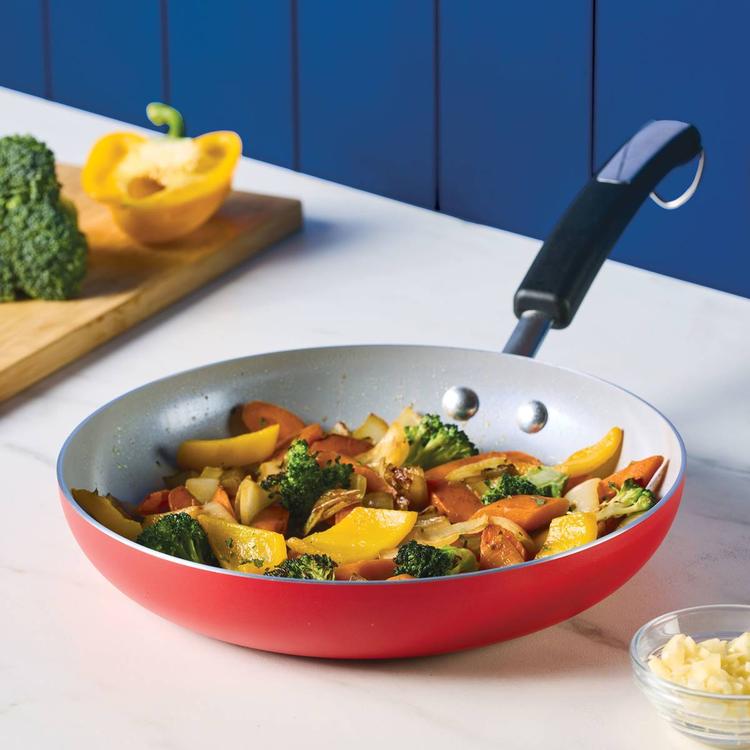 Farberware® Disney Bon Voyage Ceramic Nonstick 9.5in. Frying Pan