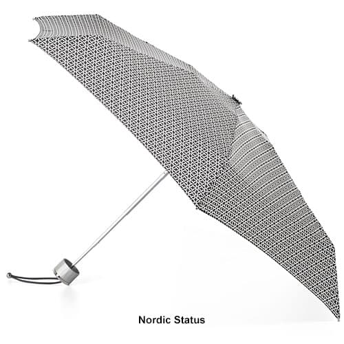 Totes Manual 4 Section Umbrella