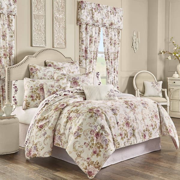 Royal Court Chambord 4pc. Reversible Comforter Set - image 
