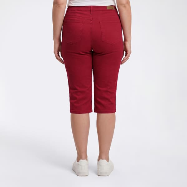Plus Size Tailormade 5 Pocket 14in. Capris