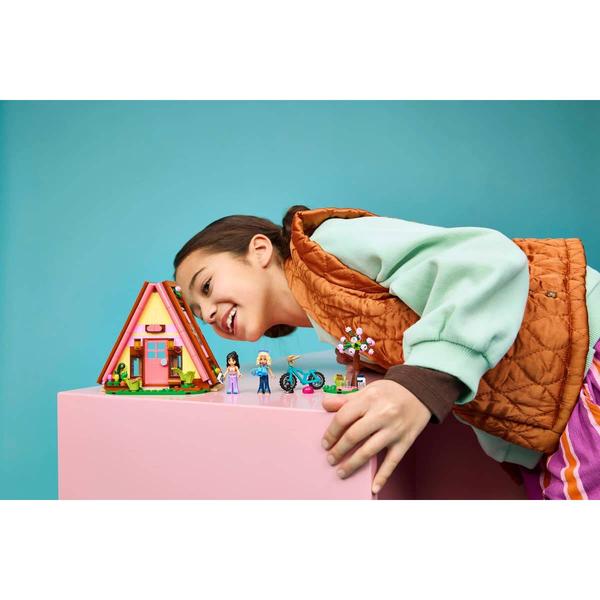 LEGO® Friends Nature Glamping Cabin