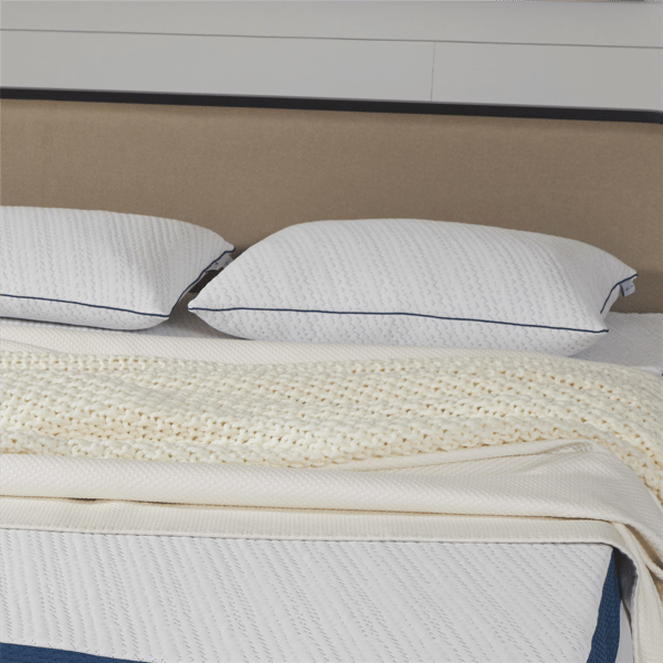 La-Z-Boy® Density Soft/Medium Pillow - image 