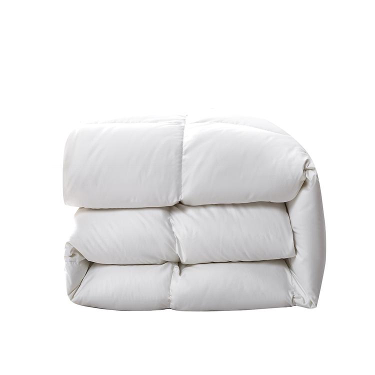 Serta® 300 Thread Count White Down Fiber Extra Warmth Comforter