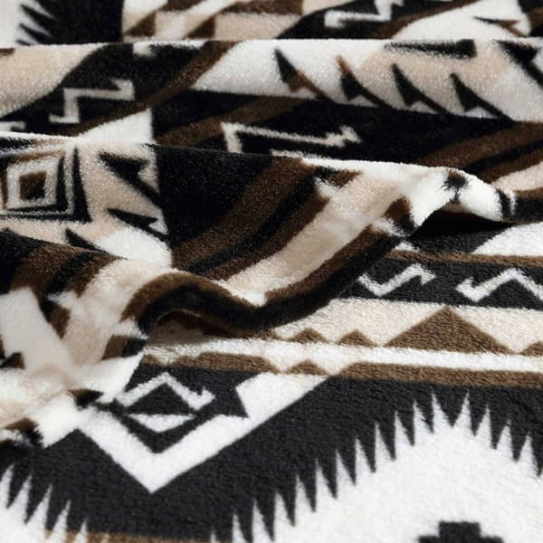 Wrangler Jesse Soft Plush Throw
