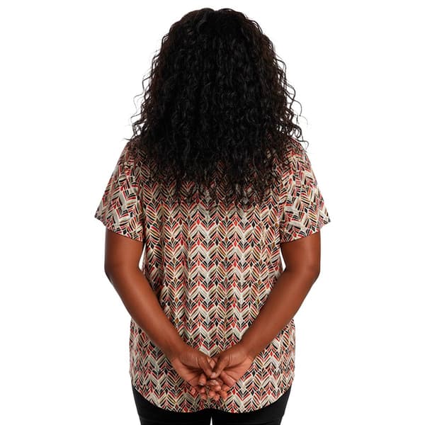 Plus Size Notations Short Sleeve Feather Bar Keyhole Blouse