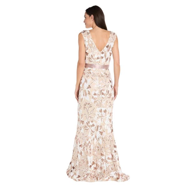 Womens R&M Richards Sleeveless Ethereal Bloom Gown