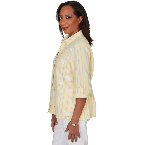 Womens Alfred Dunner Out Of The Blue Embroidered Daisy Blouse