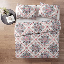 VCNY Home Wyndham 3pc. Medallion Quilt Set