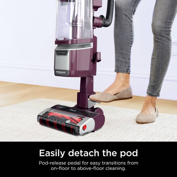 Shark&#174; Rotator Pet Lift-Away ADV Upright Vacuum - LA702