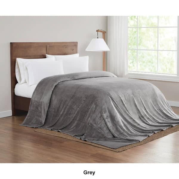Truly Soft Plush Family Blanket