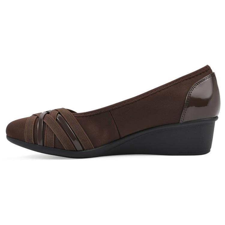 Womens Cliffs by White Mountain Bowie Wedge Pumps