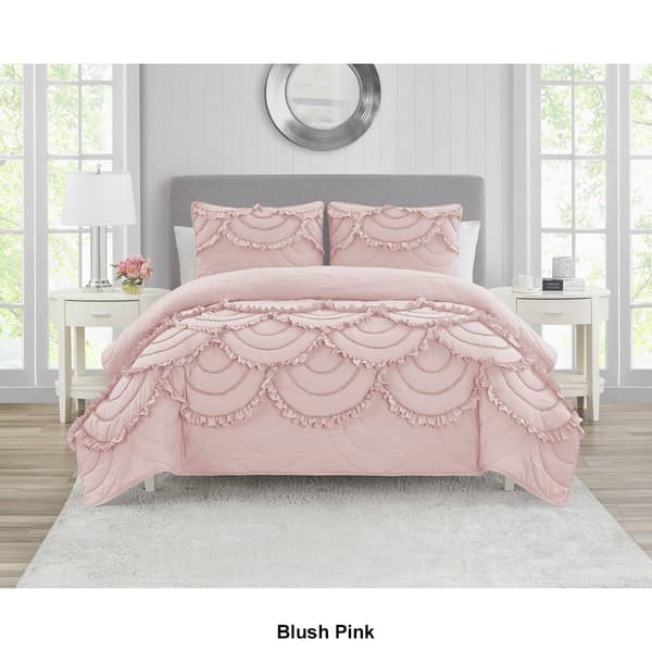 Design Studio Scallop Ruffle Garment Washed Quilt Set