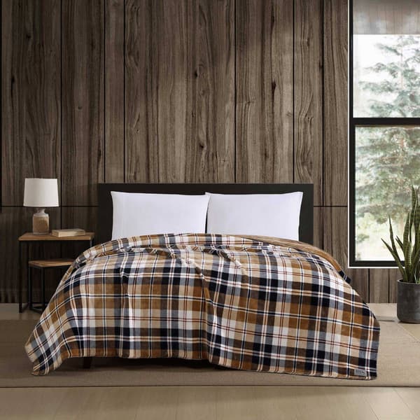 Eddie Bauer Trailhead Plaid Plush-Fleece Reversible Blanket