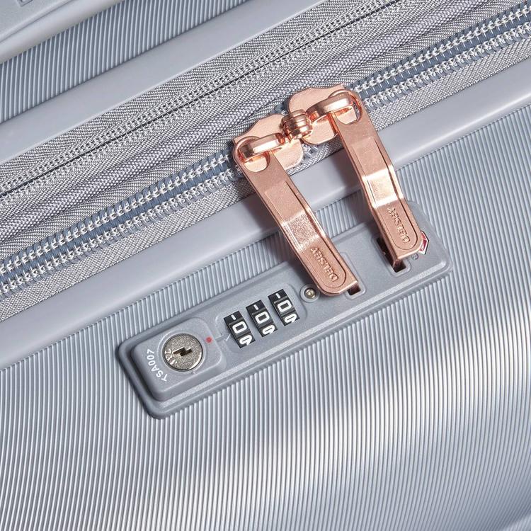 Delsey Paris CRUISE 3.0 28in. Expandable Spinner Upright
