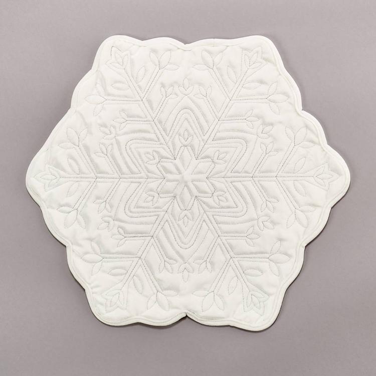 Willow & Hem Snowflake Shaped Quilted Placemat