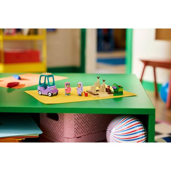 LEGO® Bluey Grannies With Bingo & Bluey Building Kit