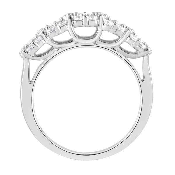 Nova Star® White Gold Lab Grown Diamond Engagement Ring
