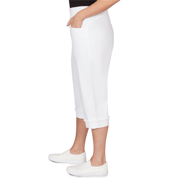 Plus Size Alfred Dunner Port Side Pull On Pearl Hem Capris